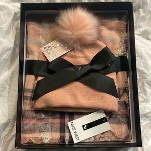 Nine West hat and scarf